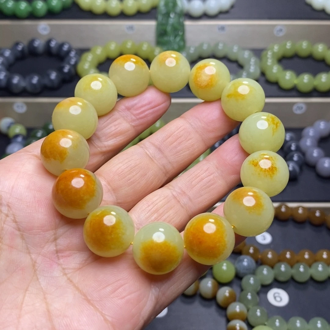 和田玉未镶嵌手串