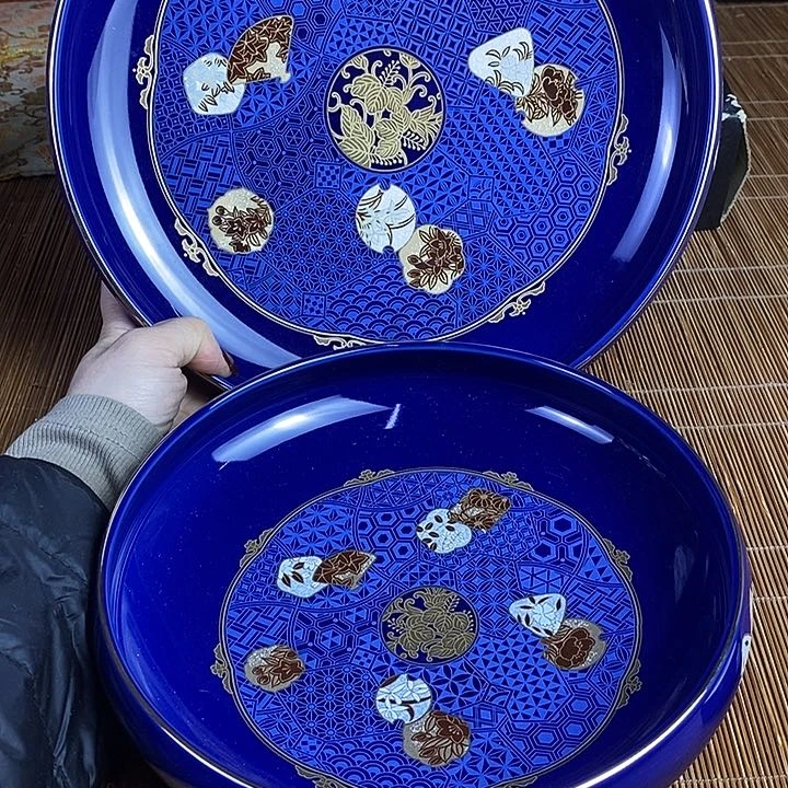 瓷器木器铜铁器木粉花瓶