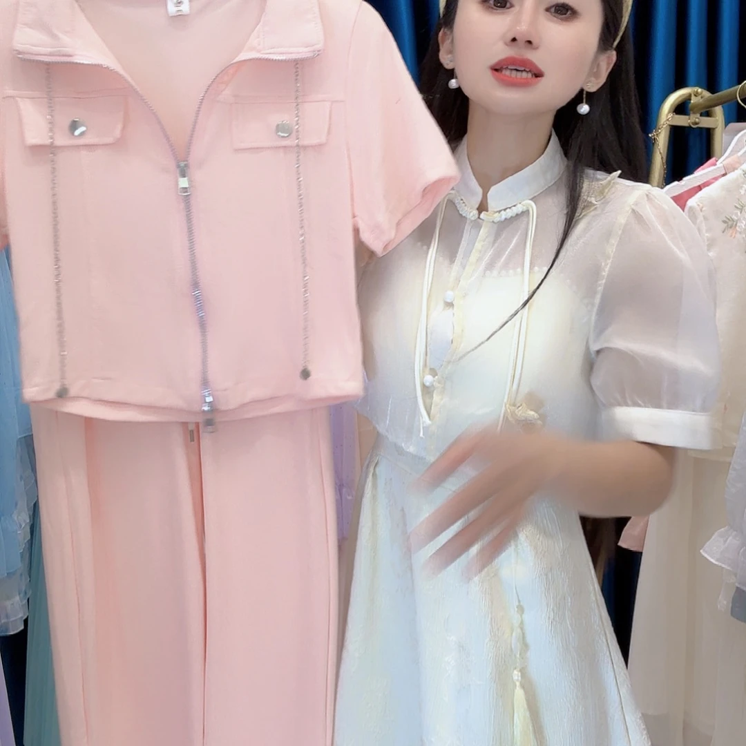 女装新货上架啦714