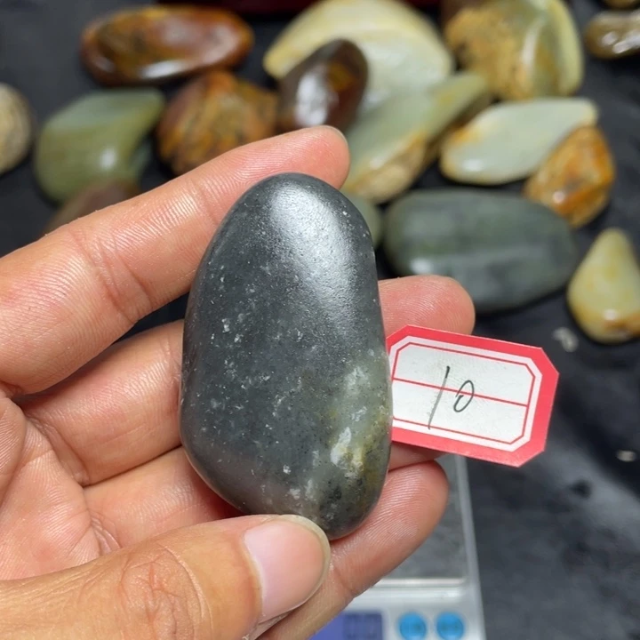 颈饰未镶嵌和田玉10