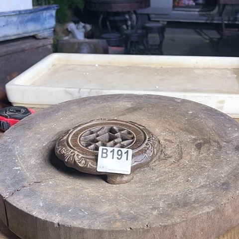 【闪购商品】琉璃手工艺品无***者A00191 a a a