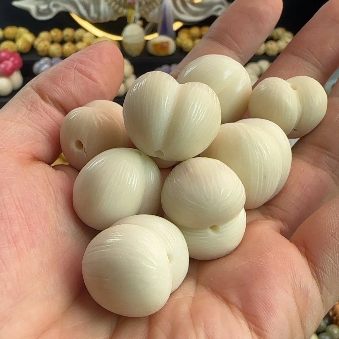 吊坠菩提根/象牙果微瑕疵白色拉丝爱心5颗