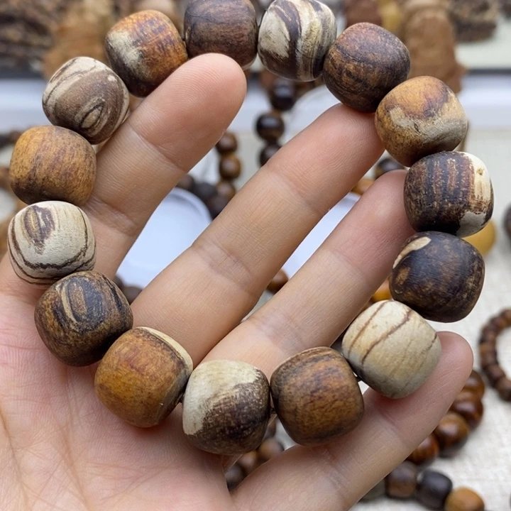 贡木印尼贡木15/16粗抛微瑕