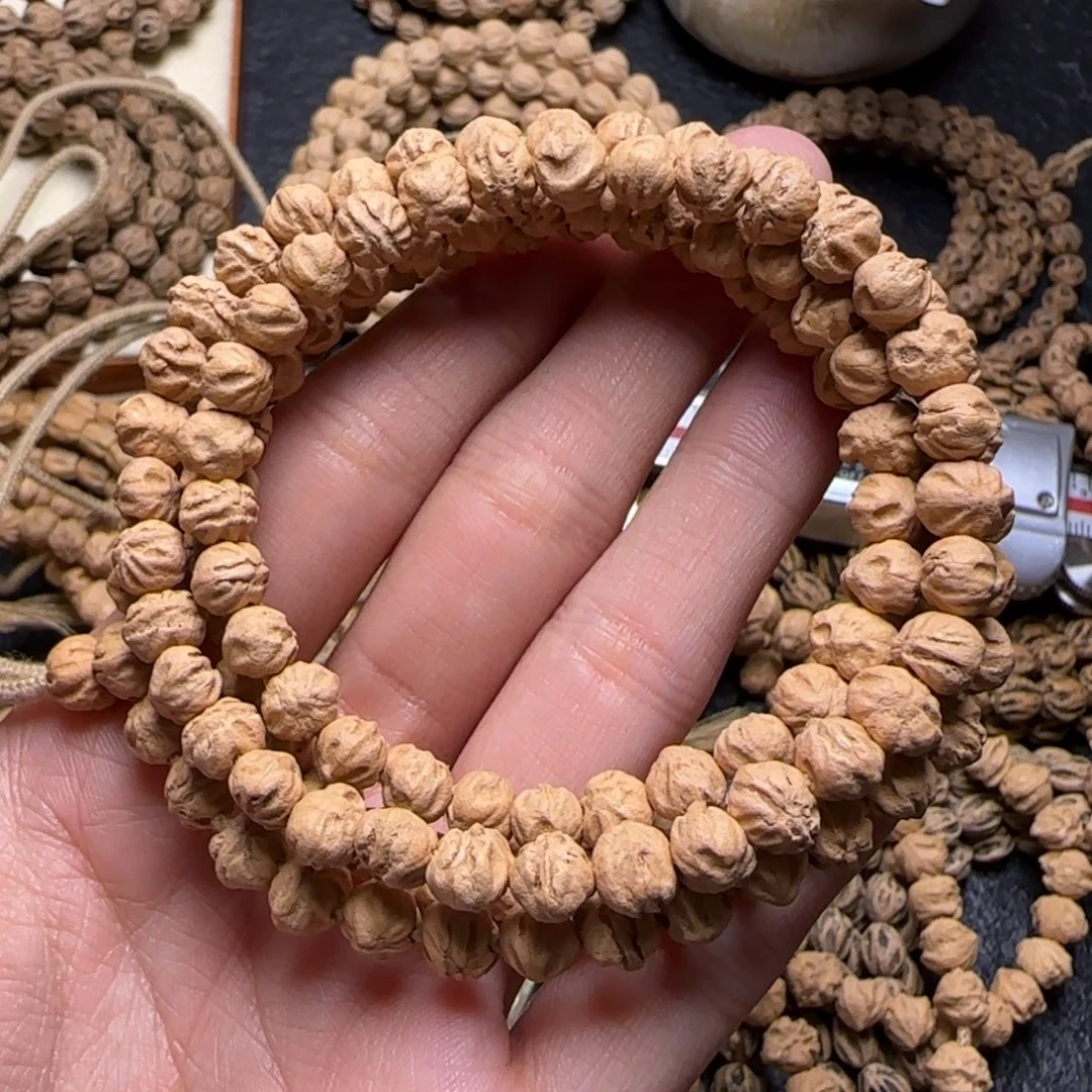 嘻***嘻吊坠柏香籽/百香籽