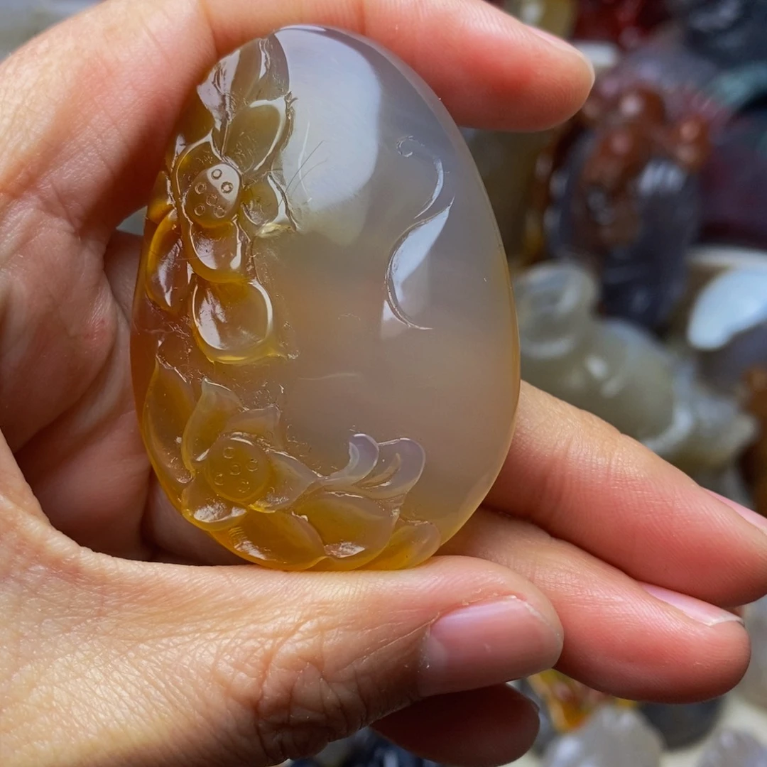 玛瑙/玉髓手把件未镶嵌