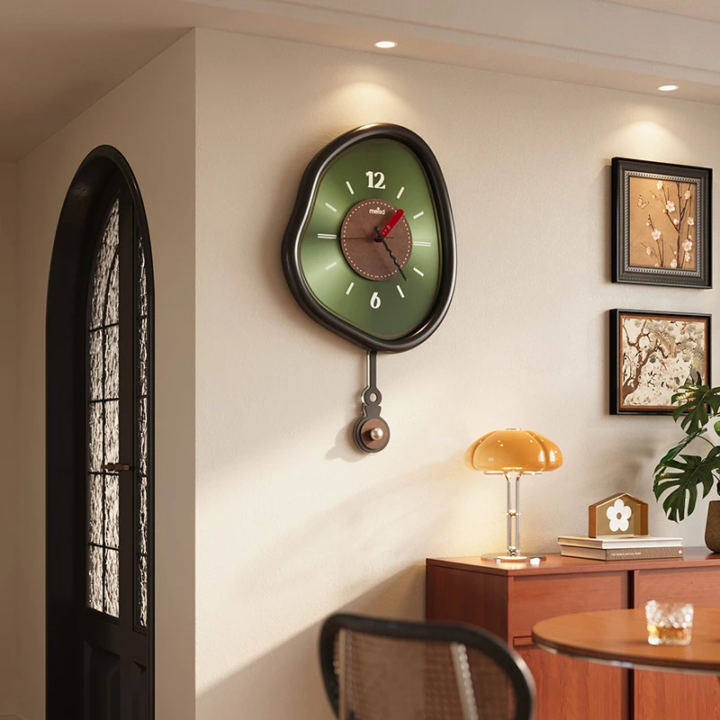 美世达免打孔挂钟客厅2025新款现代家用高级感钟表轻奢大气挂墙表
