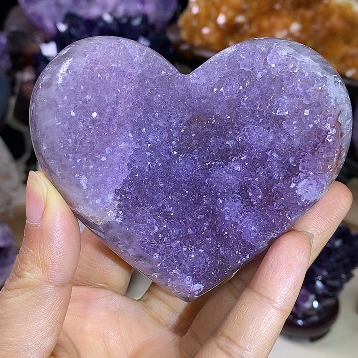 紫晶未镶嵌大型摆件（非配饰）