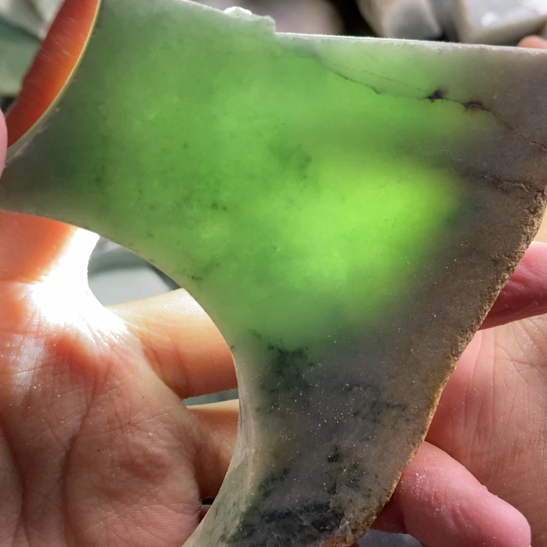 翡翠未镶嵌挂件天然翡翠