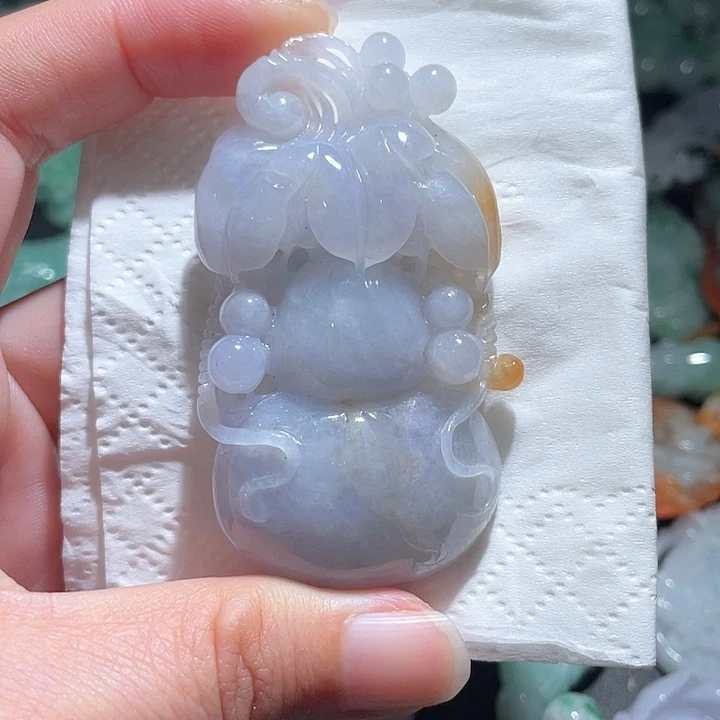 颈饰未镶嵌翡翠天