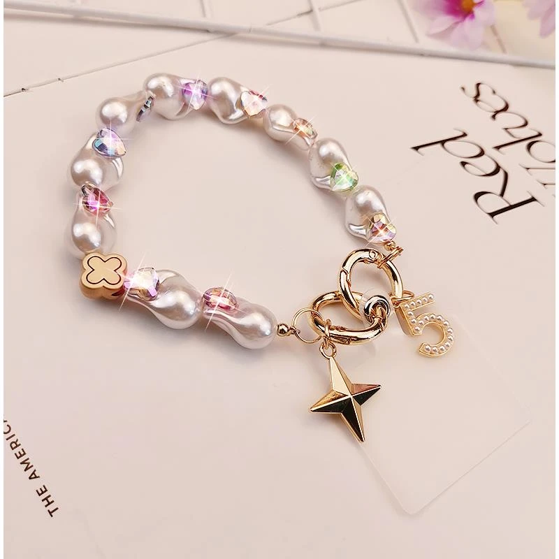 手机挂绳女精致高端手提彩色爱心珍珠短链条手工串珠挂饰通用吊坠