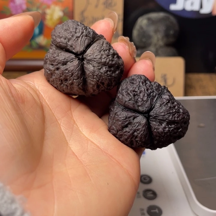 鸿**技云南铁核桃默认微瑕70