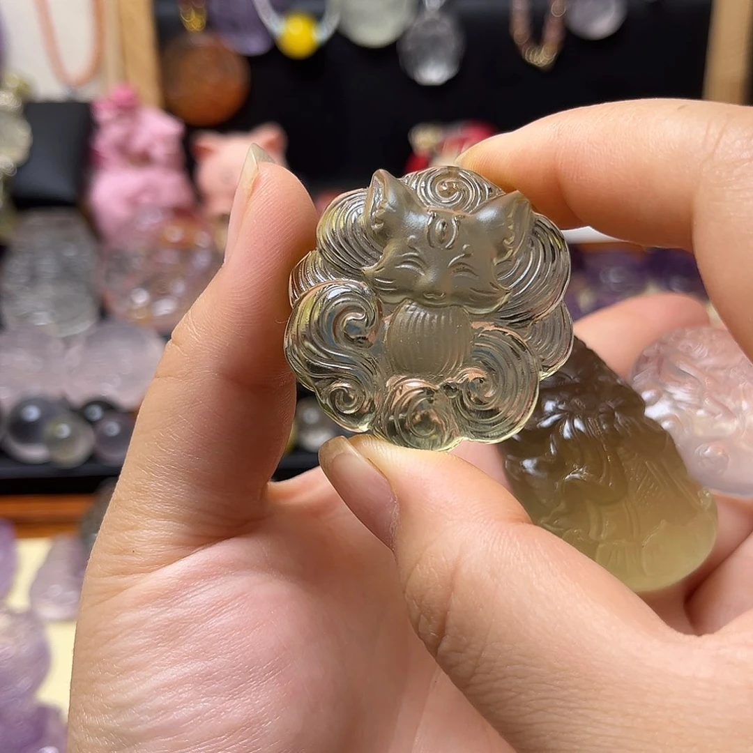 未镶嵌颈饰水晶太**黄水九尾42