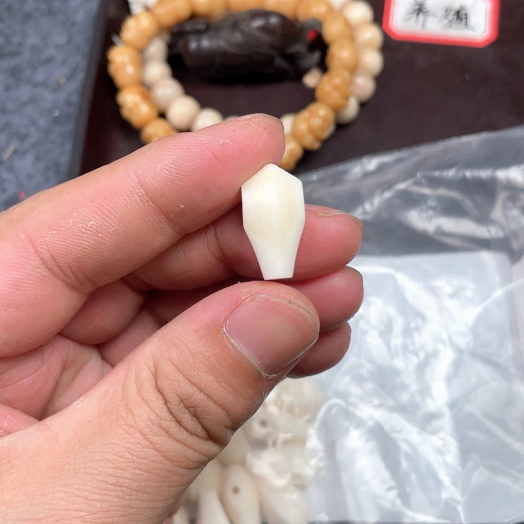 驼骨手串/手链编号146卡1. 0