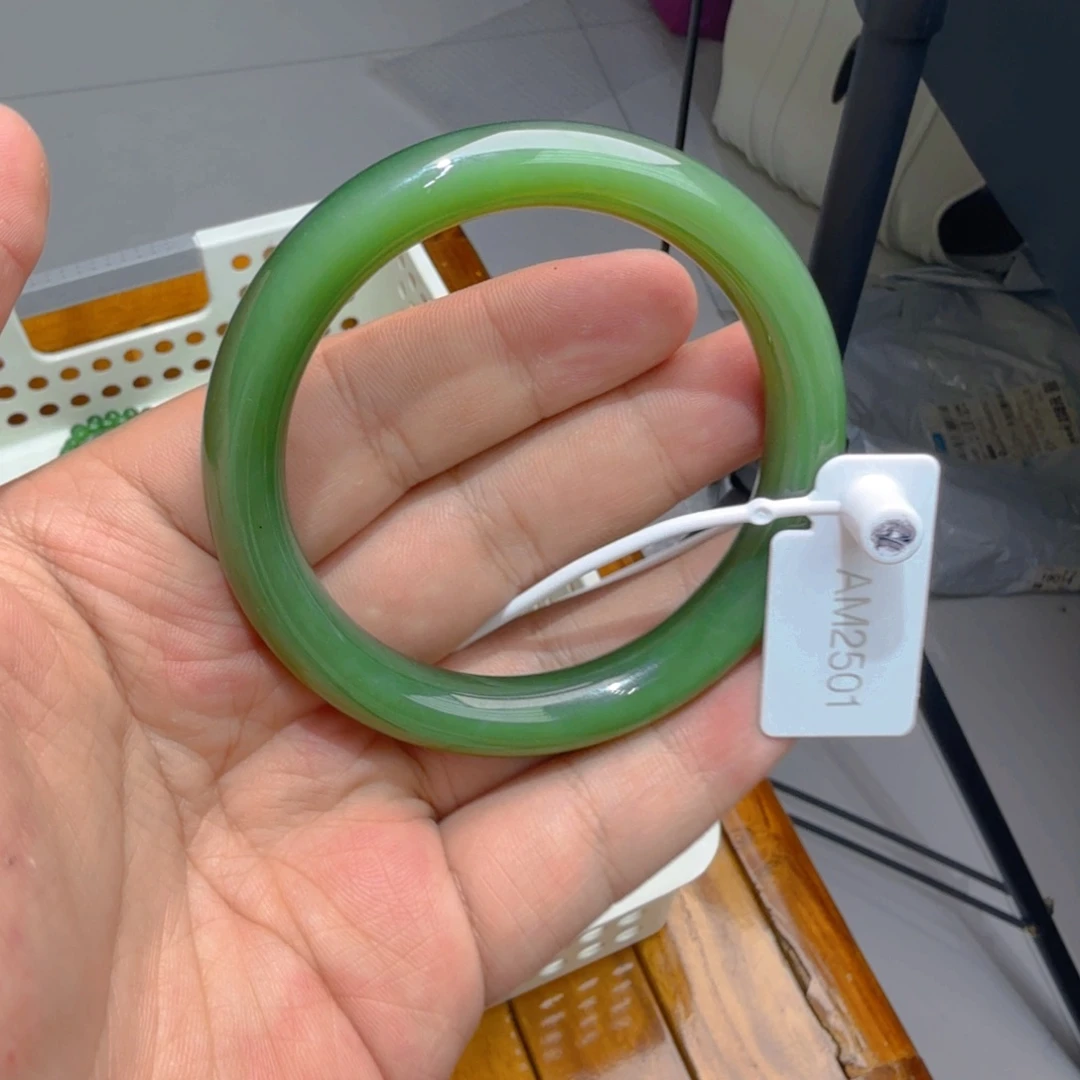 和田玉（碧玉）手镯未镶嵌60