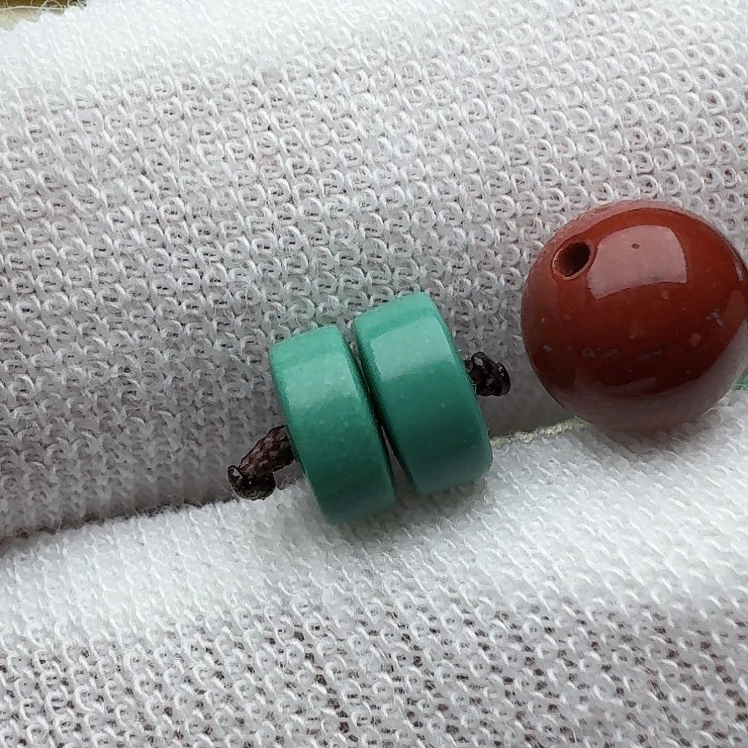 南红玛瑙未镶嵌直切隔片对珠6