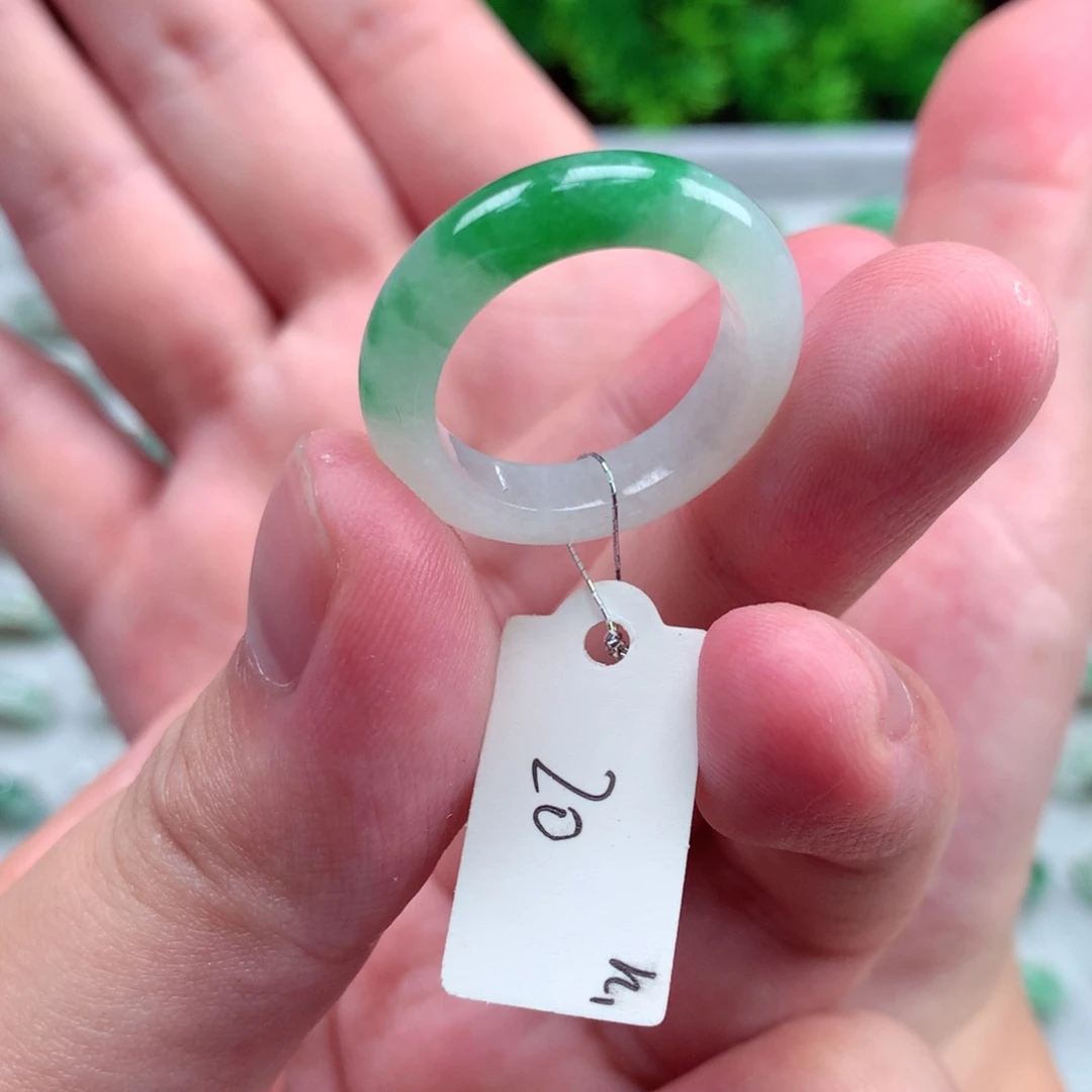 未镶嵌戒指翡翠天然