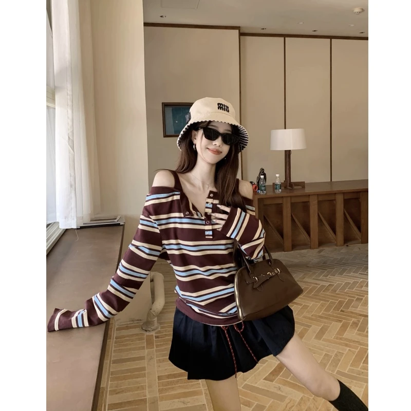 露肩条纹一字肩长袖T恤女秋季别致高级感大码宽松小性感吊带上衣