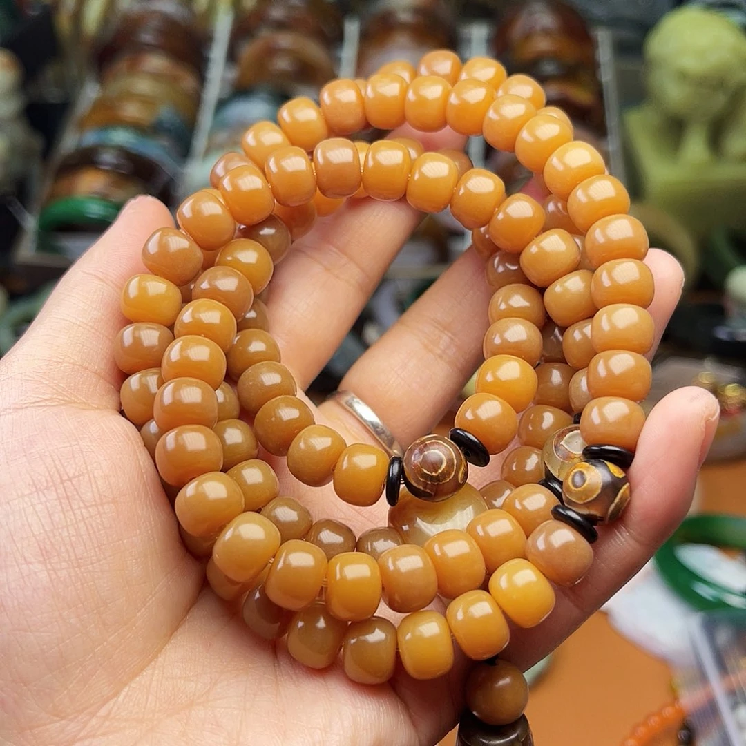 石英质玉颈饰未镶嵌