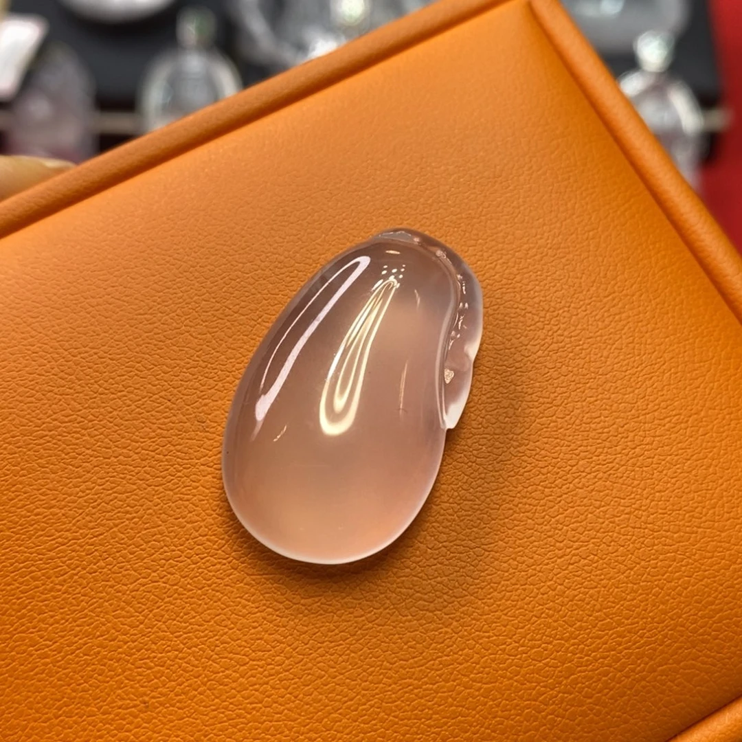 石英质玉未镶嵌吊坠