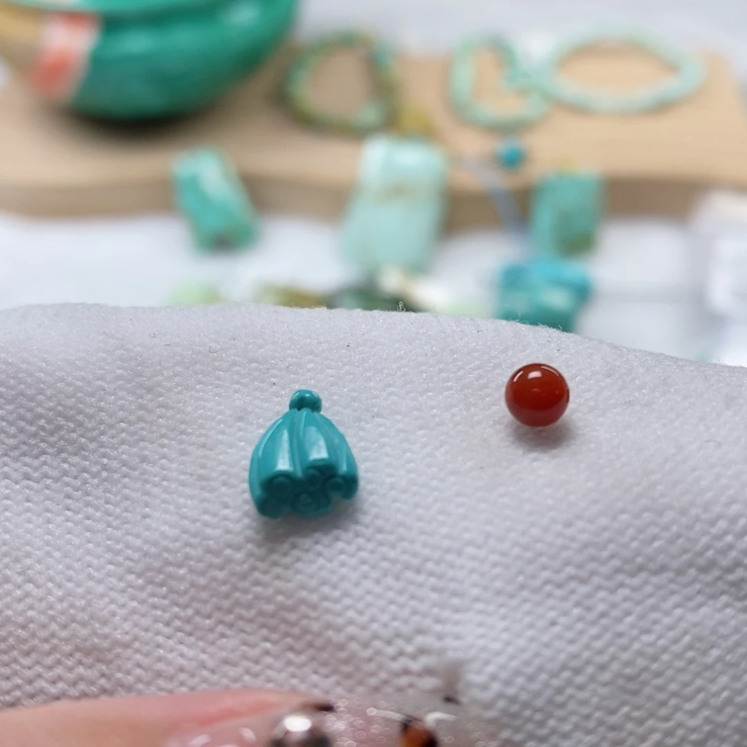 南红玛瑙颈饰未镶嵌