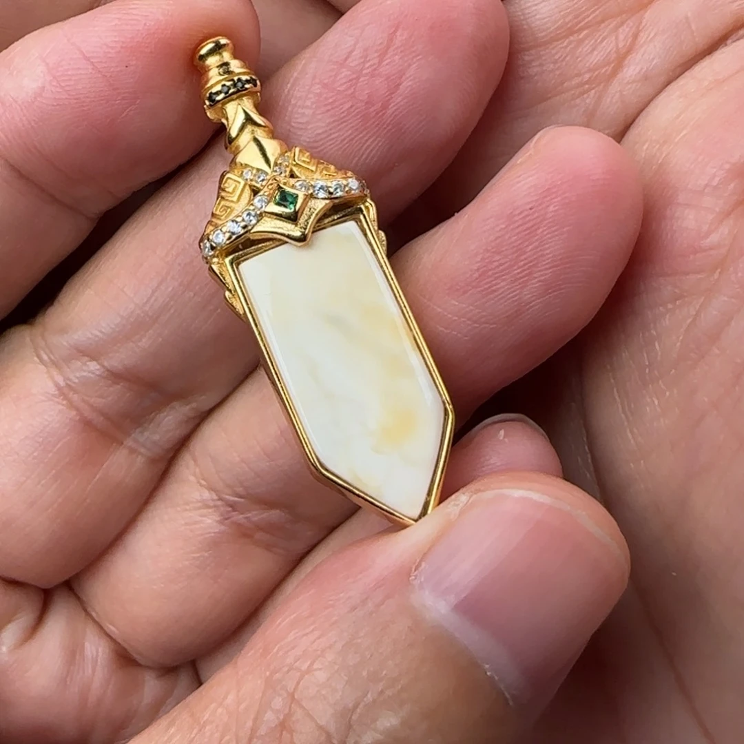 未镶嵌琥珀手链长约41.5咪