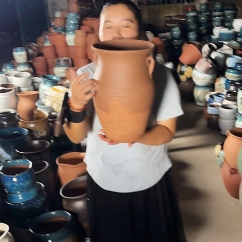 口20高32瑕疵一个盆子。