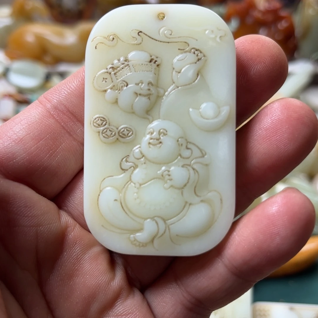 用***4和田玉未镶嵌颈饰