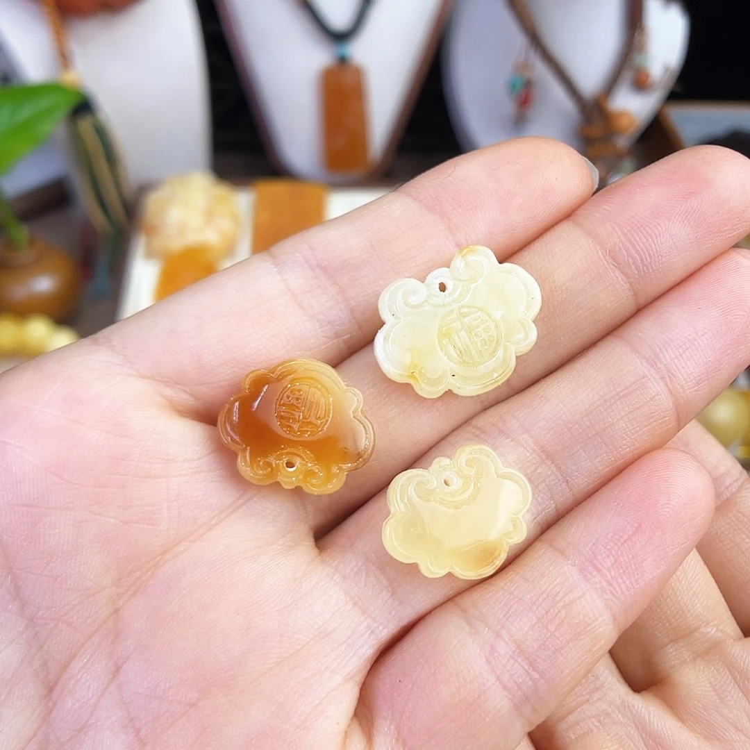 未镶嵌琥珀珠宝奇石多样性发一个