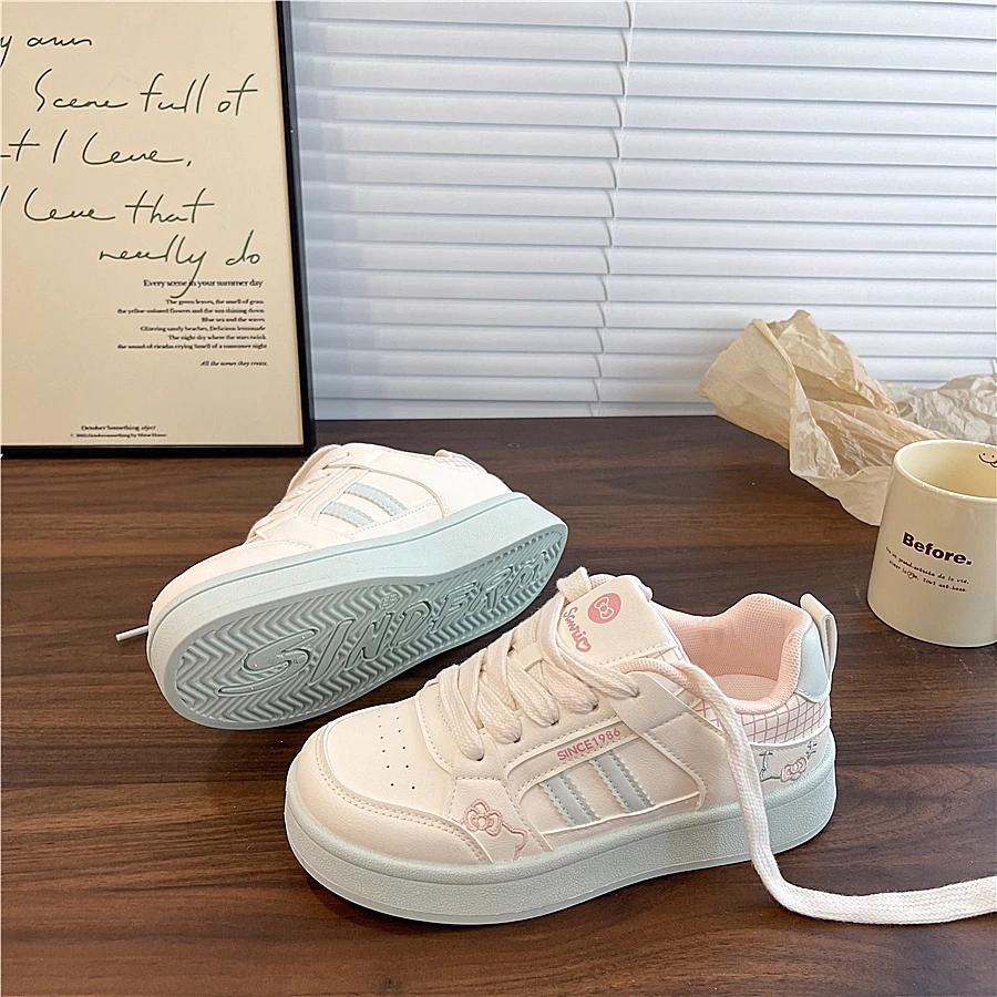 国潮品质欧若风配裙可爱小白鞋女2025秋季新款百搭休闲板鞋运动鞋