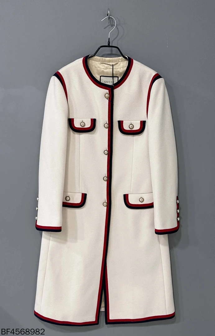 99新 GUCCI/古驰 白色珍珠扣长款大衣/42码/68983