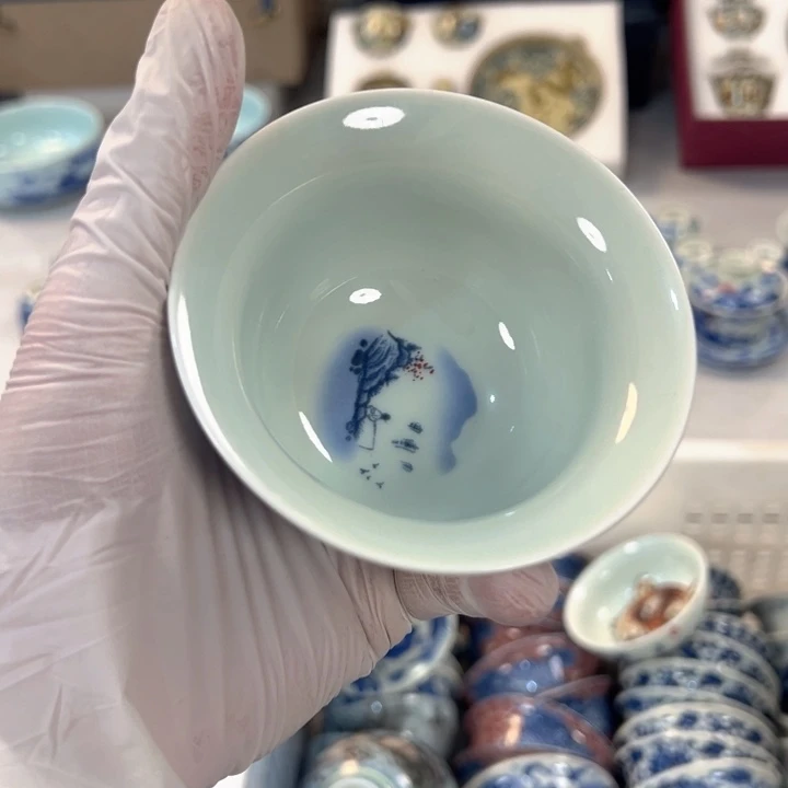 瓷片白青花万里江山压手杯全品