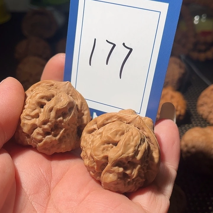 文玩核桃吊坠全品蛤马头40尺177号