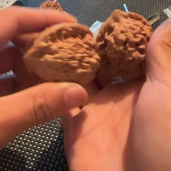 爱***笑文玩核桃把件官帽