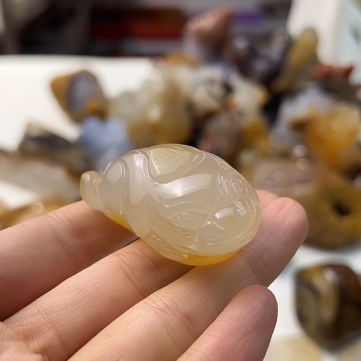 未镶嵌颈饰玛瑙/玉髓