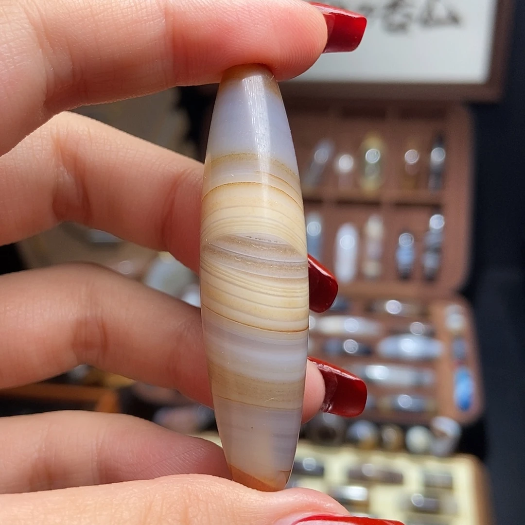 玛瑙/玉髓未镶嵌吊坠(赠链)