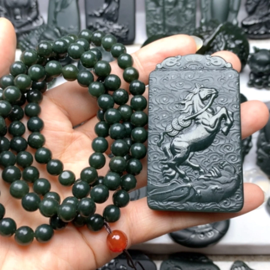 【闪购商品】颈饰未镶嵌和田玉微****切双面雕刻