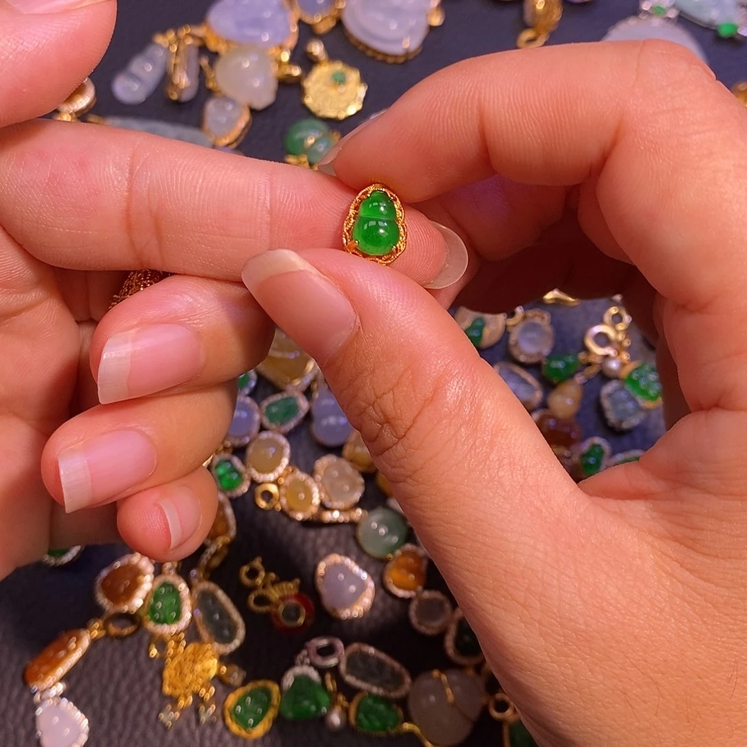 翡翠银S925镶嵌颈饰