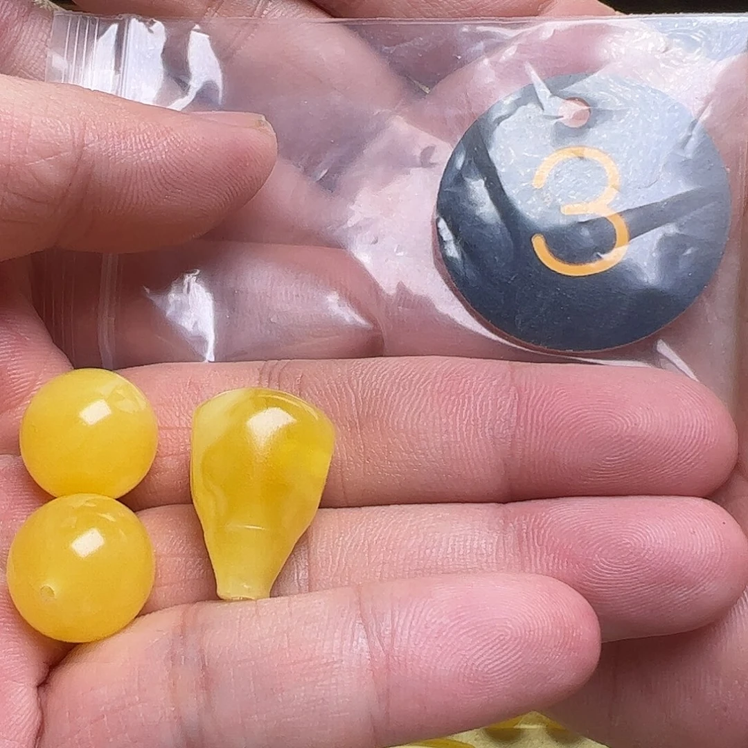 蜜蜡未镶嵌珠宝奇石南*15+mm