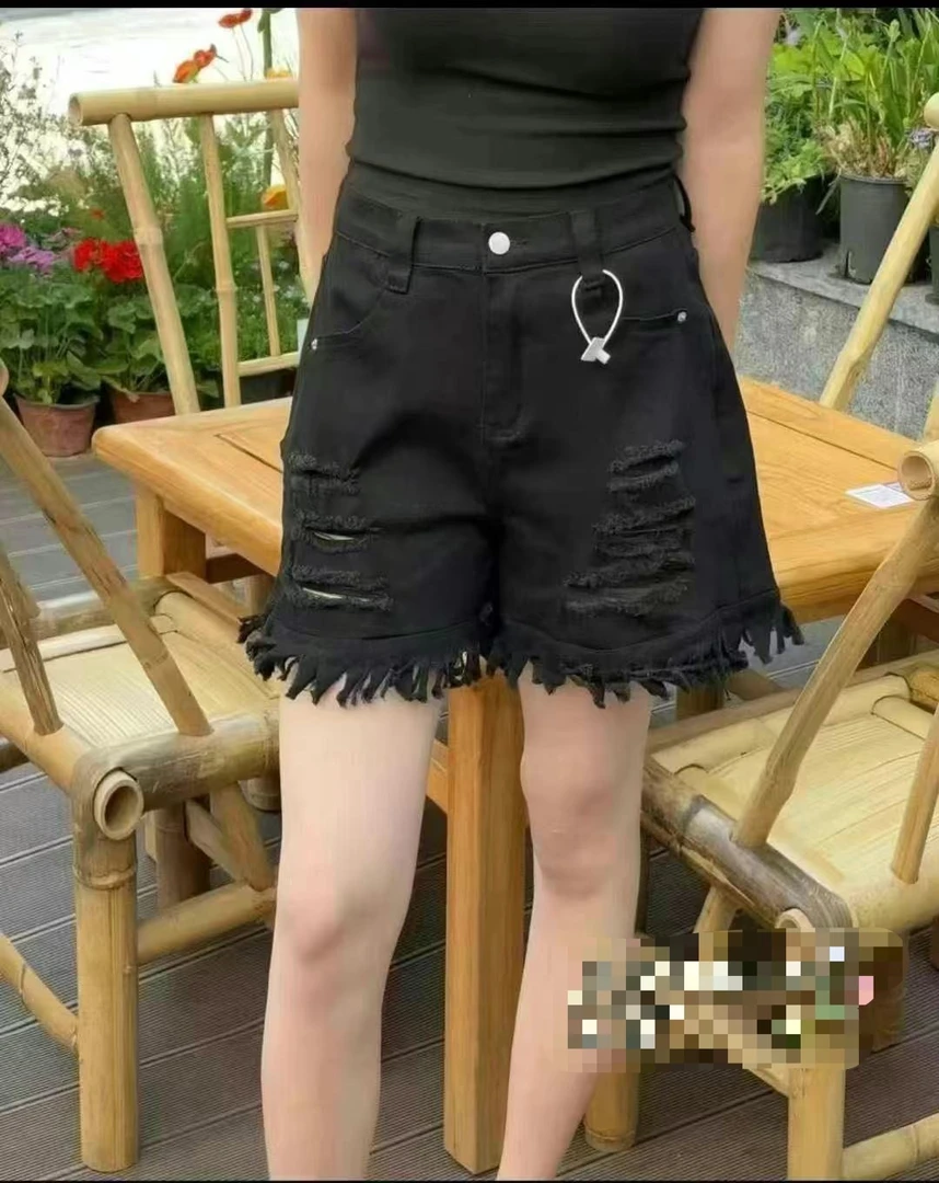 【李姑娘专属】8173韩版毛边破洞牛仔短裤3718韩版毛边破洞牛仔短裤