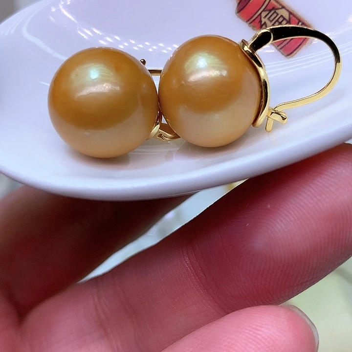 银S925镶嵌耳饰淡水珍珠