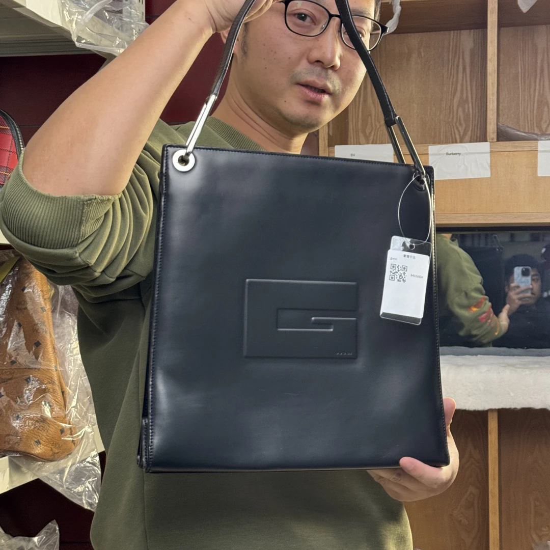 95新 GUCCI/古驰 95新古驰黑色手提托特包