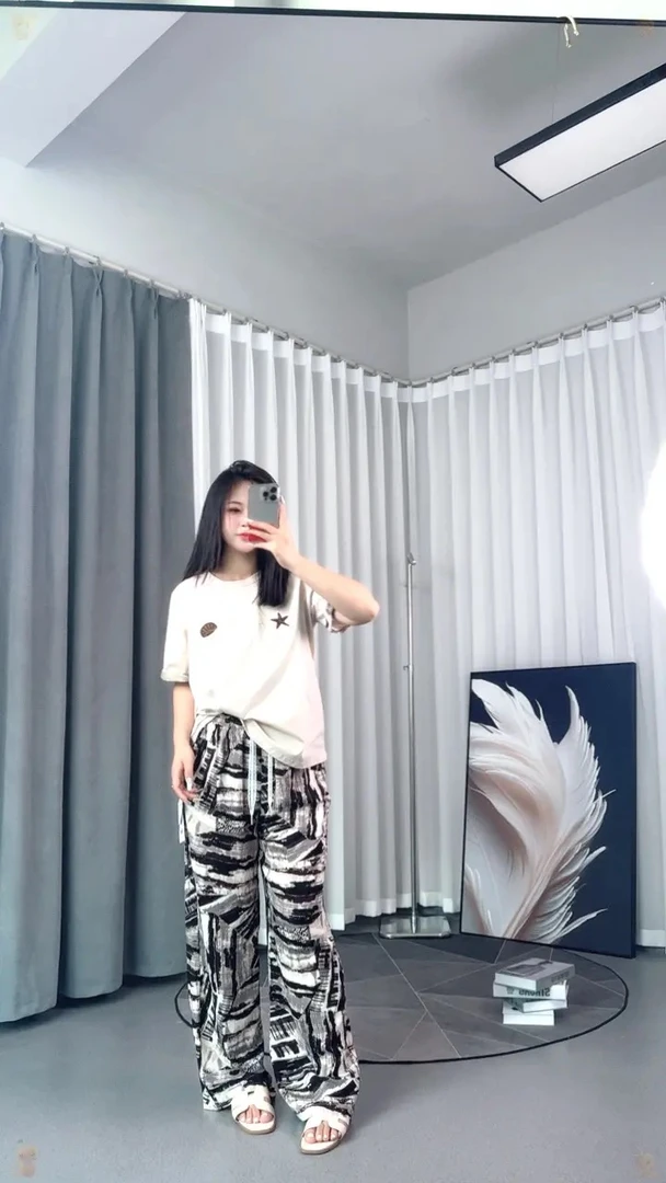 【妃儿红】T夏季轻奢刺绣圆领印花T恤套装-7526