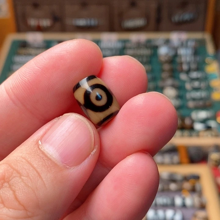 未镶嵌玛瑙/玉髓珠宝半成品