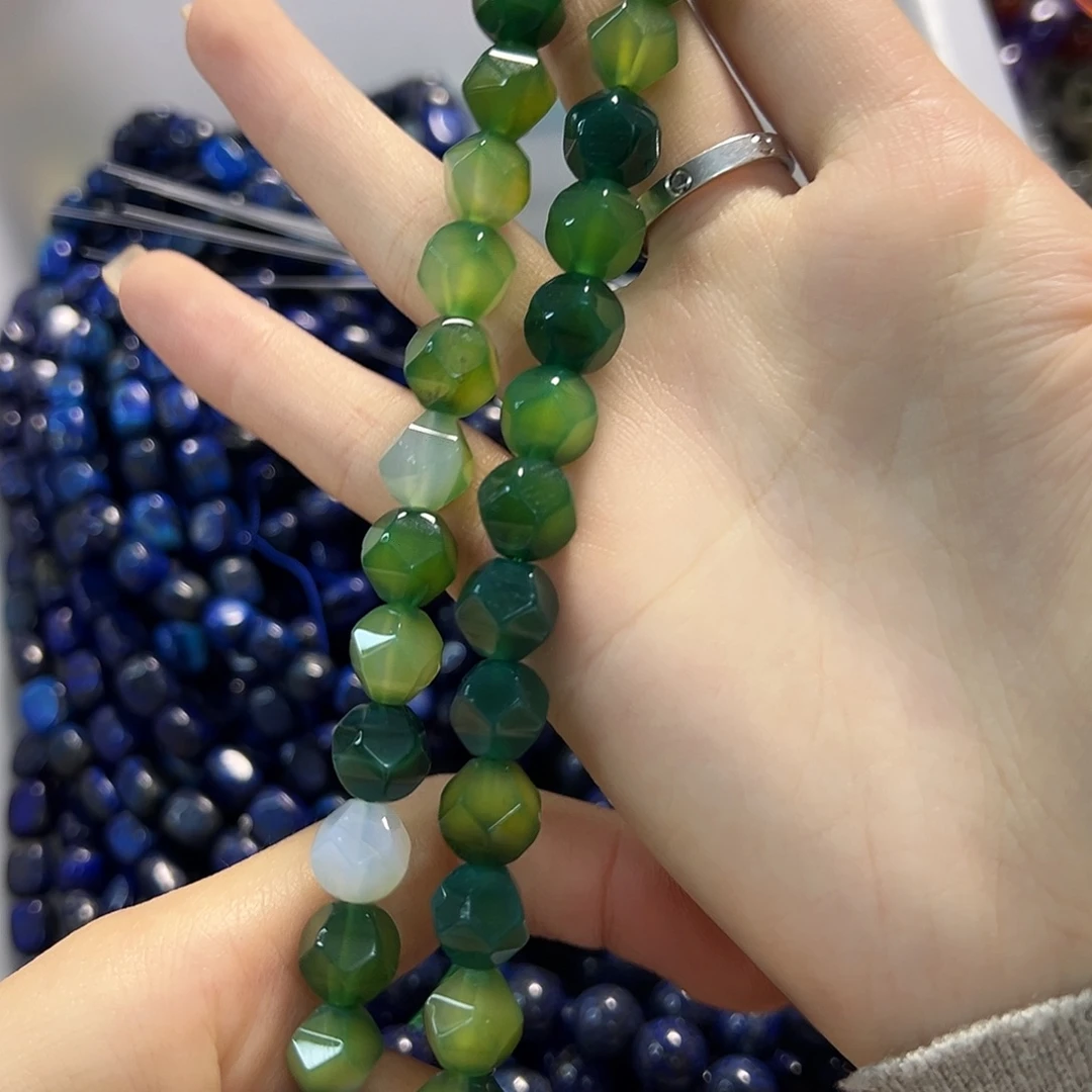 玛瑙/玉髓未镶嵌珠宝半成品绿玛瑙八菱切卡10一条