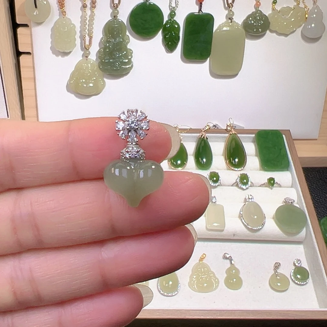 和田玉银S925镶嵌颈饰