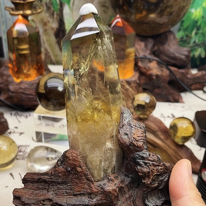 水晶珠宝半成品未镶嵌黄水晶摆件