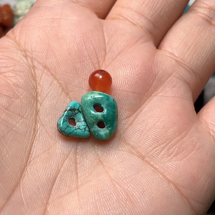 南红玛瑙未镶嵌颈饰