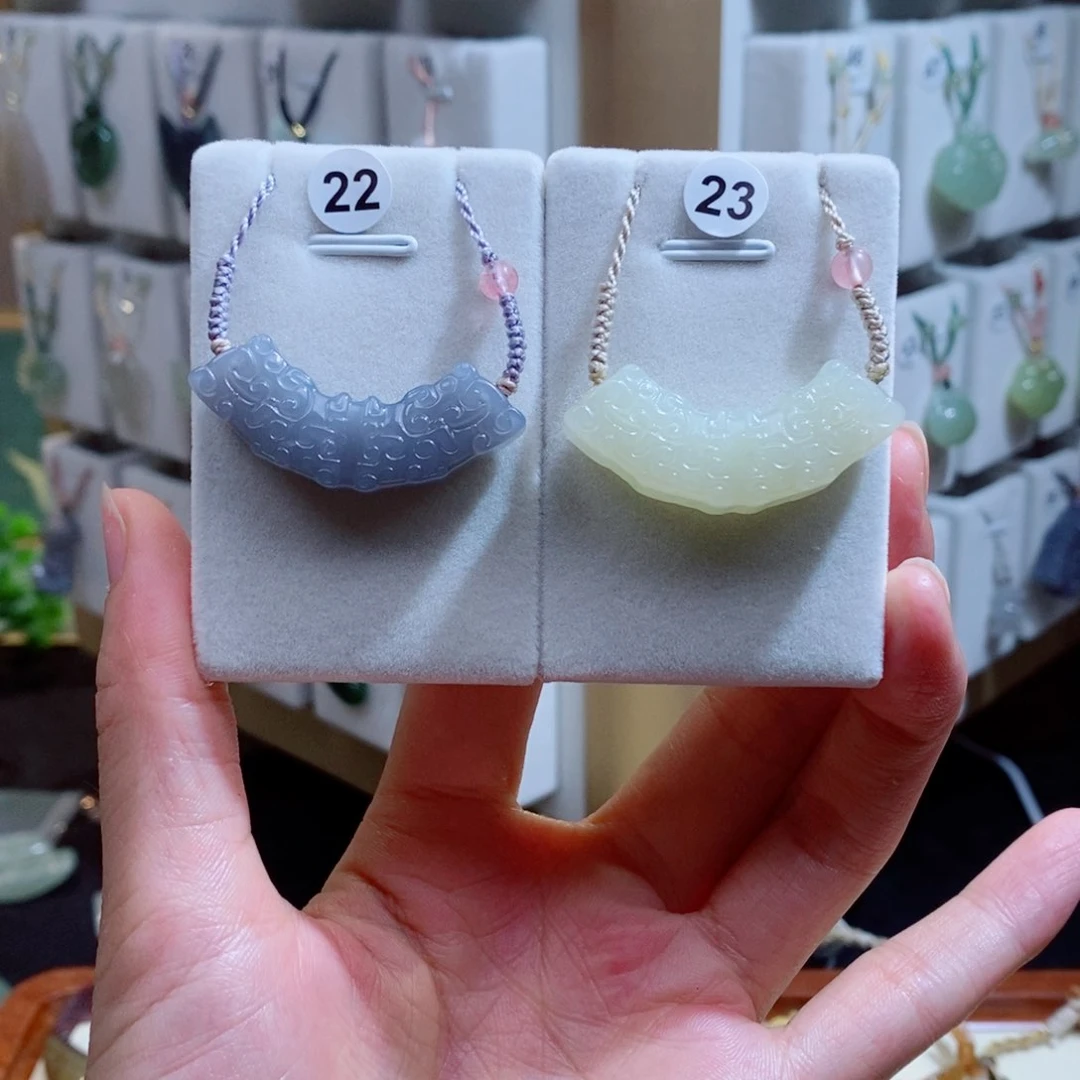 和田玉未镶嵌颈饰多样性拍一发一