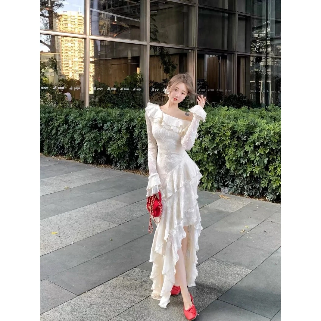 K法式提花斜肩长袖连衣裙女秋季荷叶边修身拖尾长裙收腰不规则裙