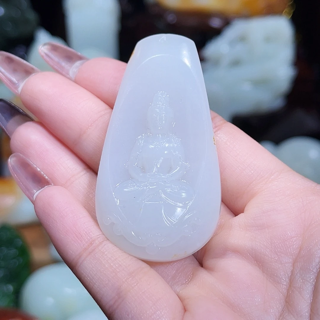和田玉（糖玉）未镶嵌颈饰